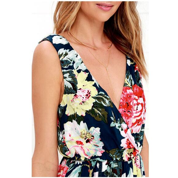 Mink Pink Lulu's Nothing Like the Wild Blue Floral V -Neck Print Romper// S - Picture 14 of 15